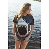 T-shirt med motiv farlig haj, 3D