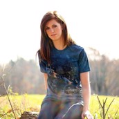 T-shirt med sorte bjørne