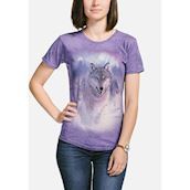 T-shirt med motiv af ulve der løber i nordlyset