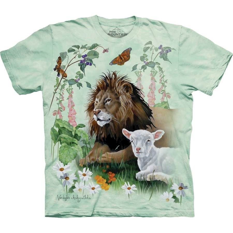 T-shirt med løve og i naturen, af Mountain